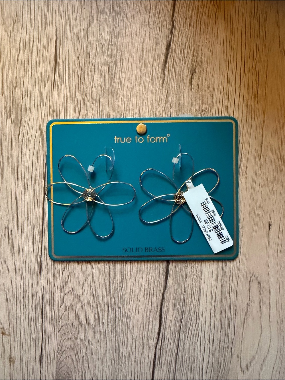 NWT True to Form Gold Floral Wire Earrings